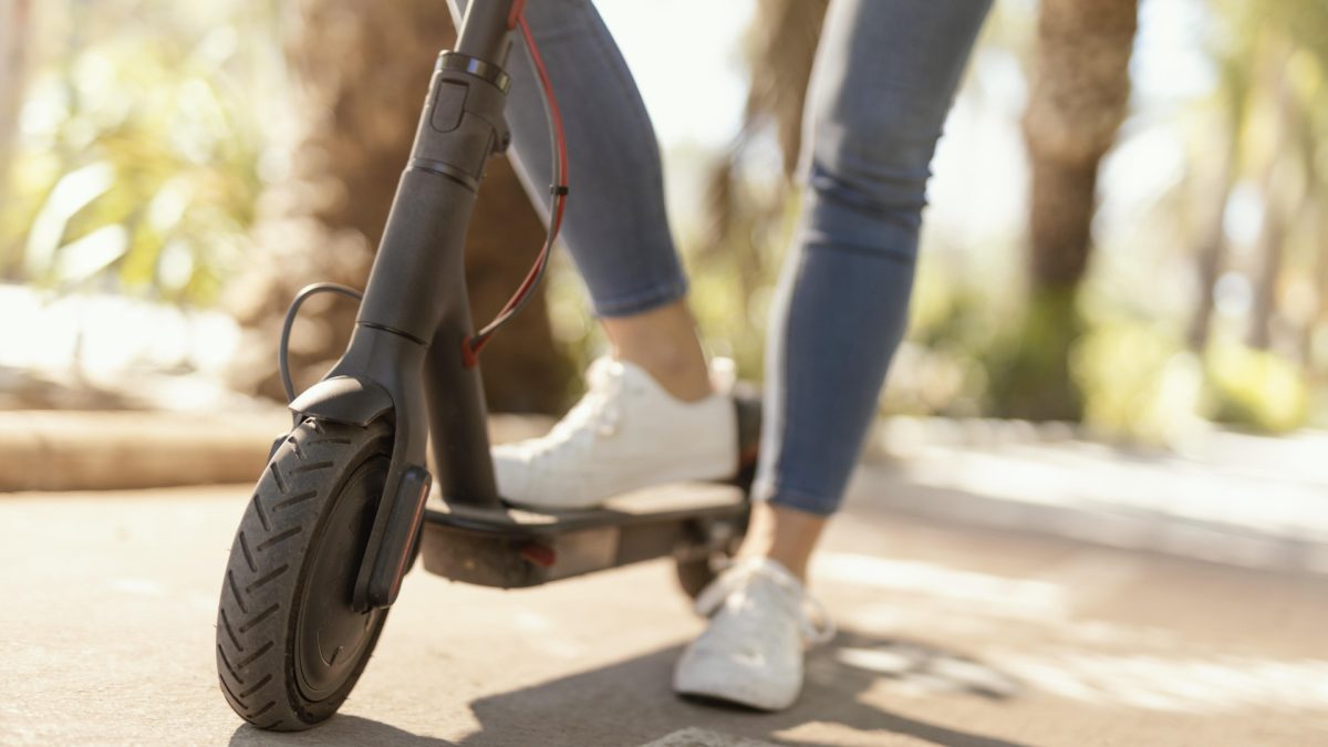 Trottinette électrique : l'assurance obligatoire que beaucoup d'utilisateurs négligent encore